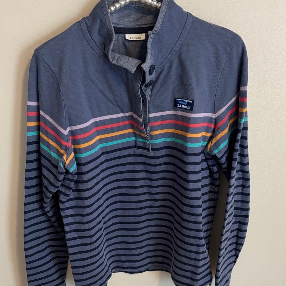 Women’s L.L. Bean Vintage Style Pullover Size small petite